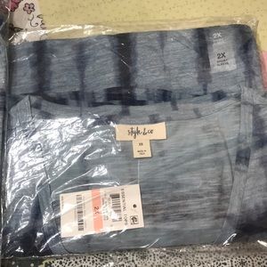 🛍STYLE & CO TOPS IN SIZES: 1X, AND 2X 🛍